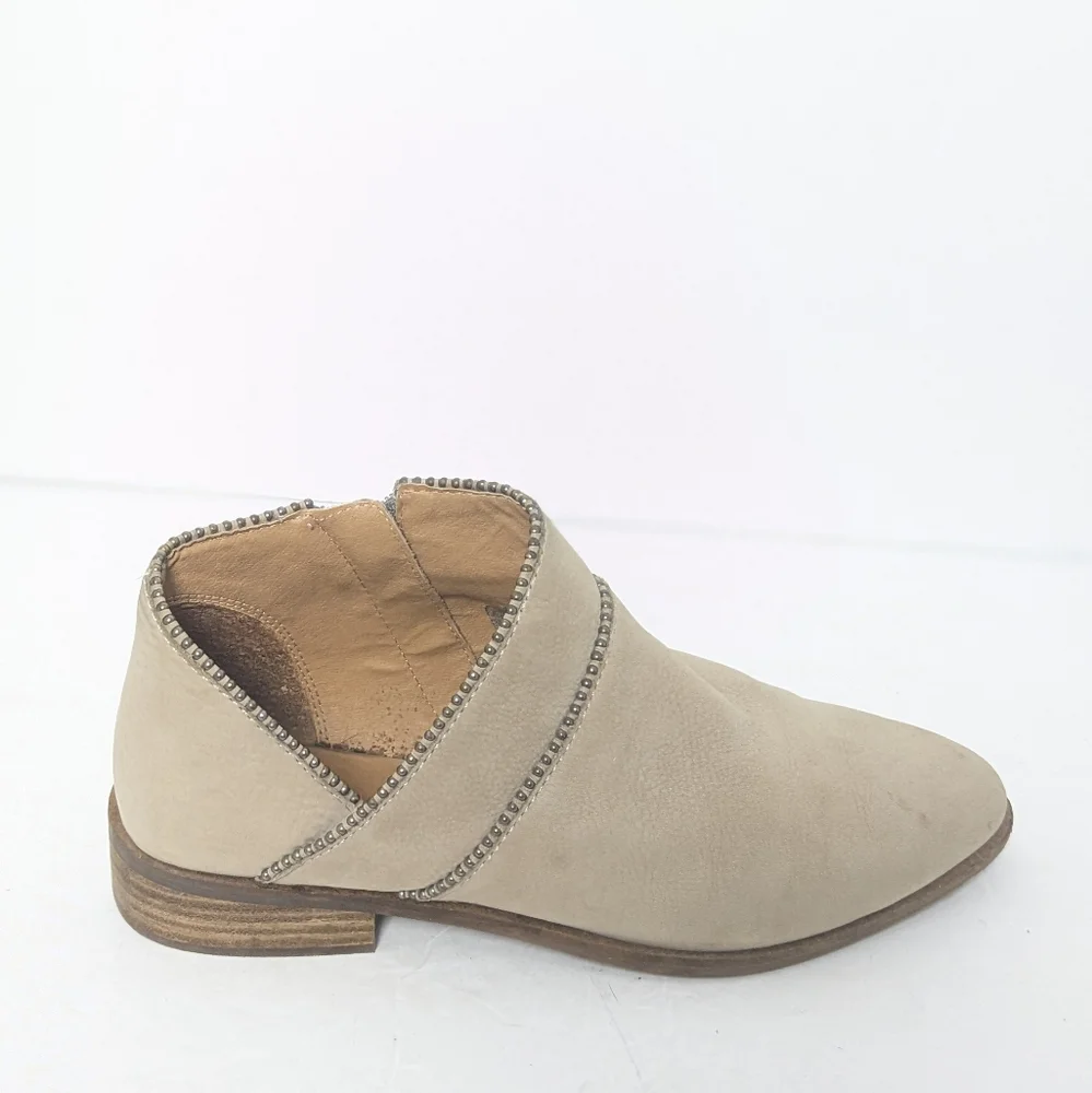 Lucky brand leather perrma ankle boots
